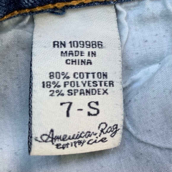 American Rag Boot Jeans - Picture 9 of 9